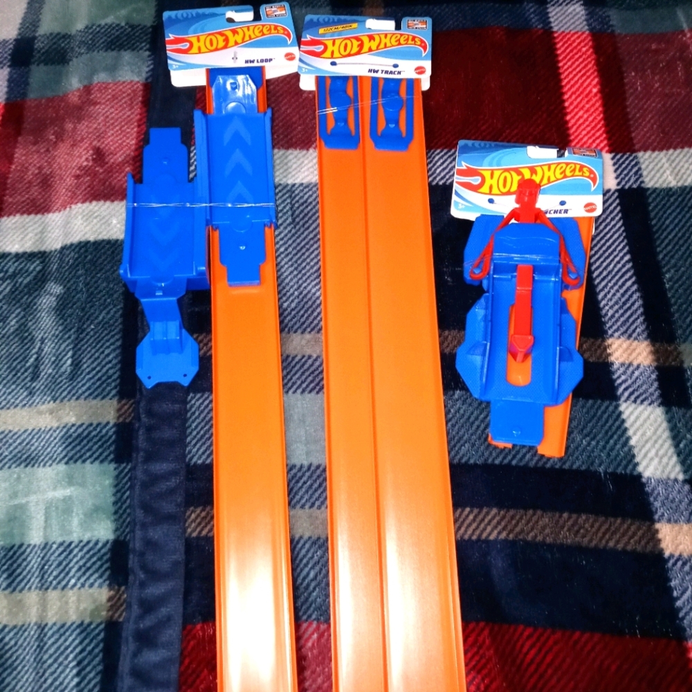 Toy - Picture 3 of 5